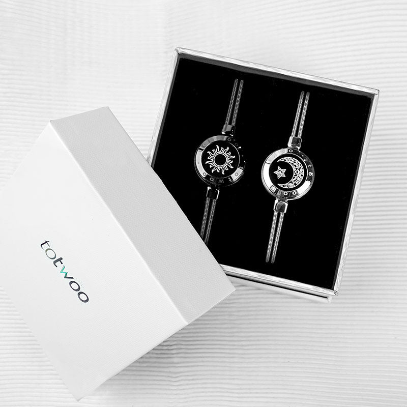 totwoo Sun and Moon Long Distance Touch Bracelets for Couples - Snake Chain - Black and Silver