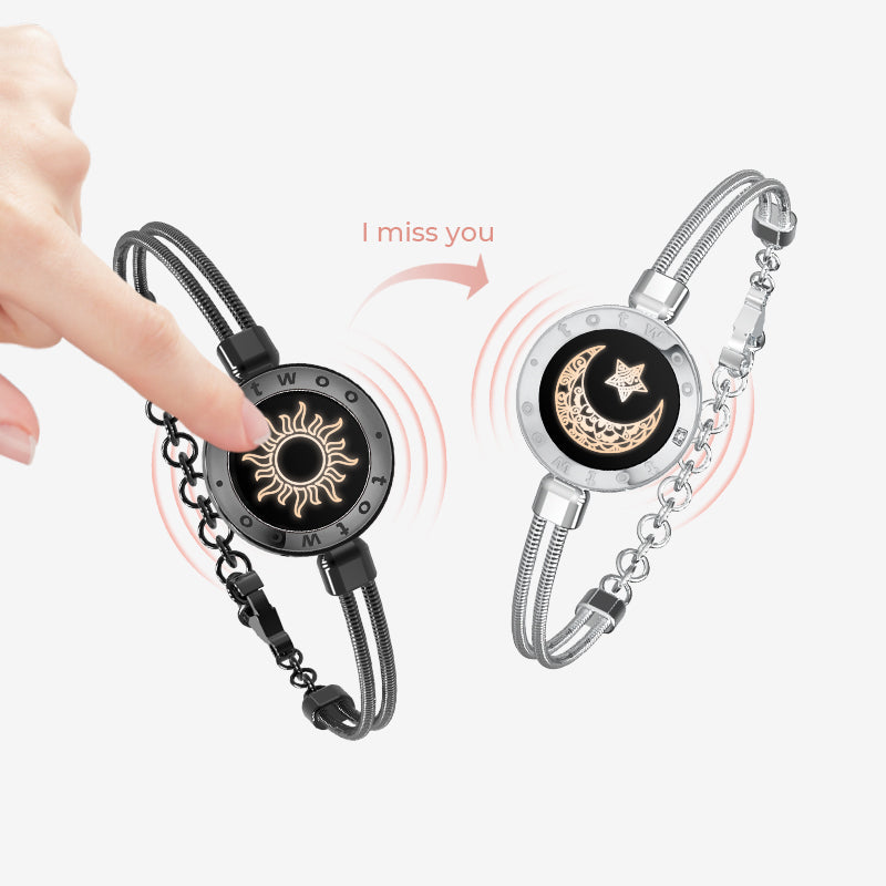 TOTWOO Long Distance Touch Bracelets for Couples, Vibration and Light up  for Love Couples Bracelets  Long Distance Relationship Gifts for  Girlfriend Bluetooth Pairing Jewelry Snake Chain/Black+Silver: Buy Online  at Best Price